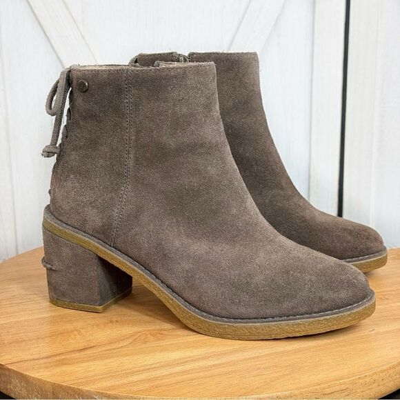 Ugg Corinne Suede Heeled Ankle Boot Taupe Brown Womens Size 7 1095793 - Picture 1 of 13
